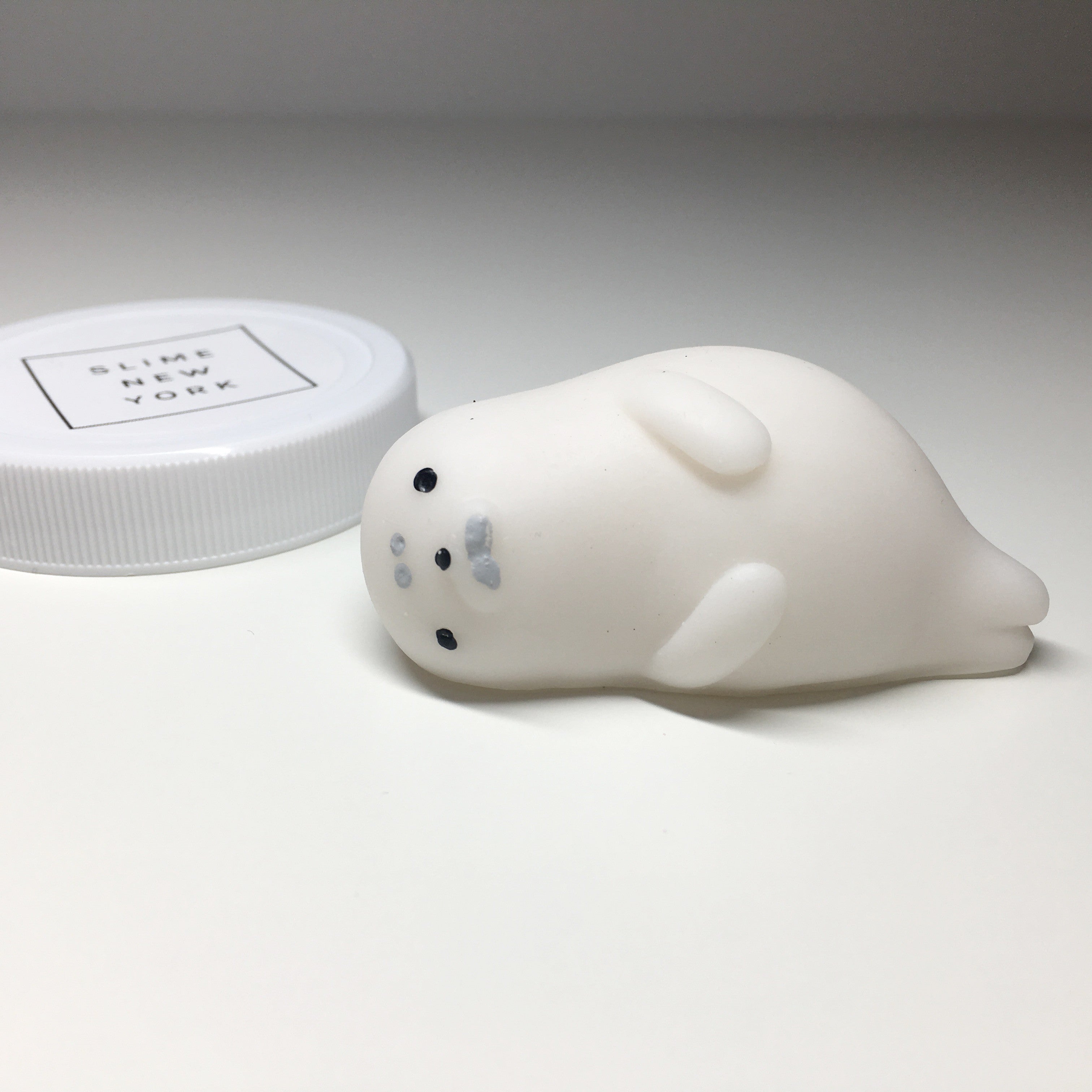 Lazy White Seal Mochi Squishy